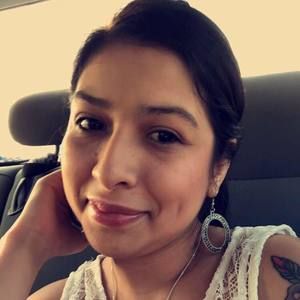 Meet your Posher, Cassandra